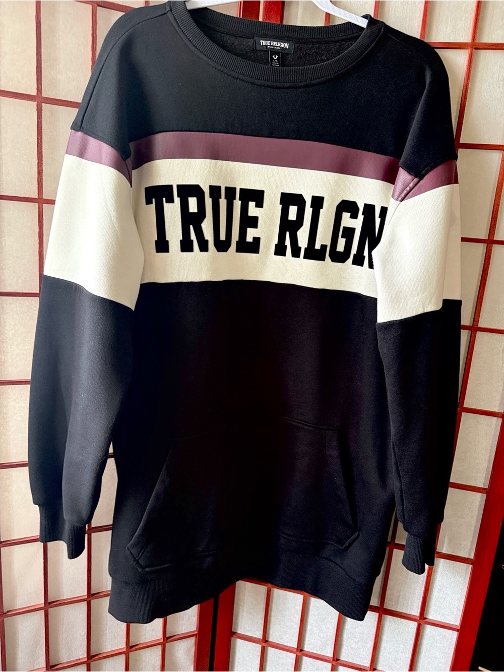 True Religion Black White and Mauve Colorblock Crewneck Dress